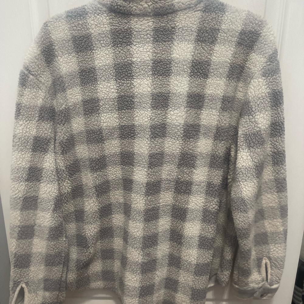 art class Fuzzy Gray and White Plaid Button Down Shirt - Picture 10 of 10